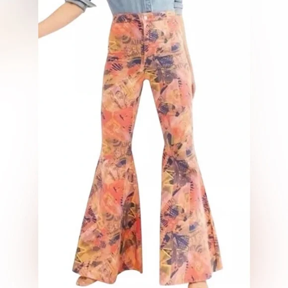 Free People We The Free Just Float On Printed Flare Bell Bottom Jeans Size 27 - Picture 1 of 8